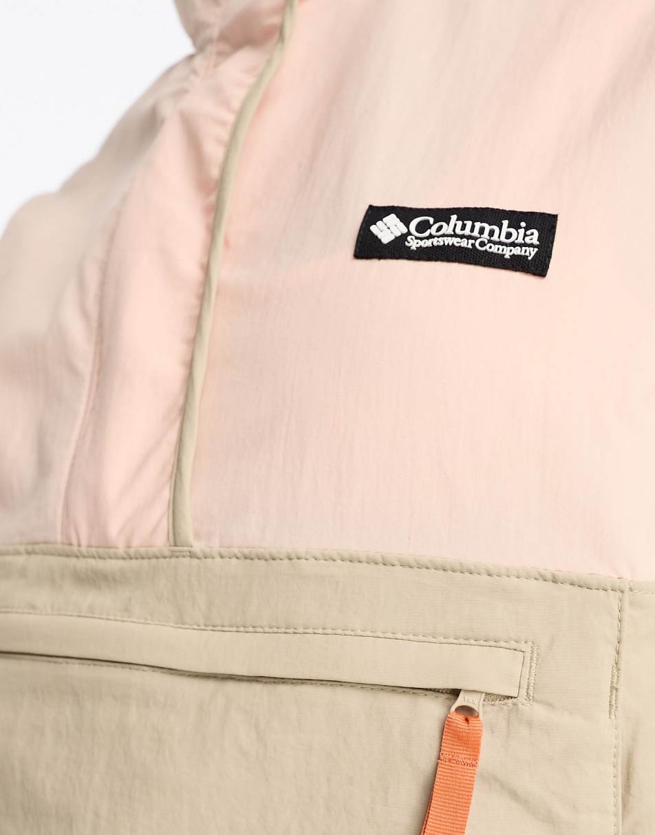 Deschutes Valley overhead windbreaker in beige and peach