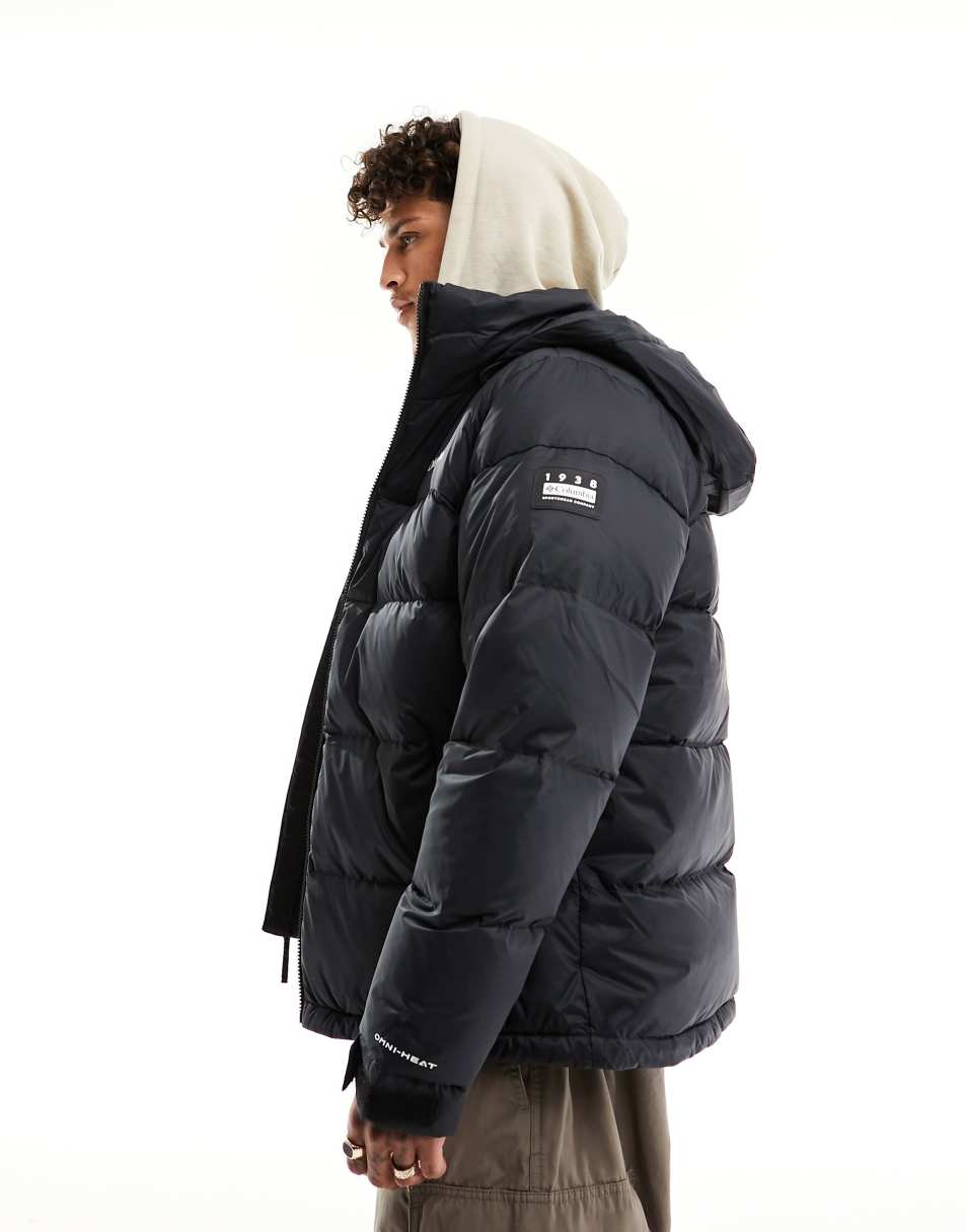 Bulo Point II packable down puffer jacket in black