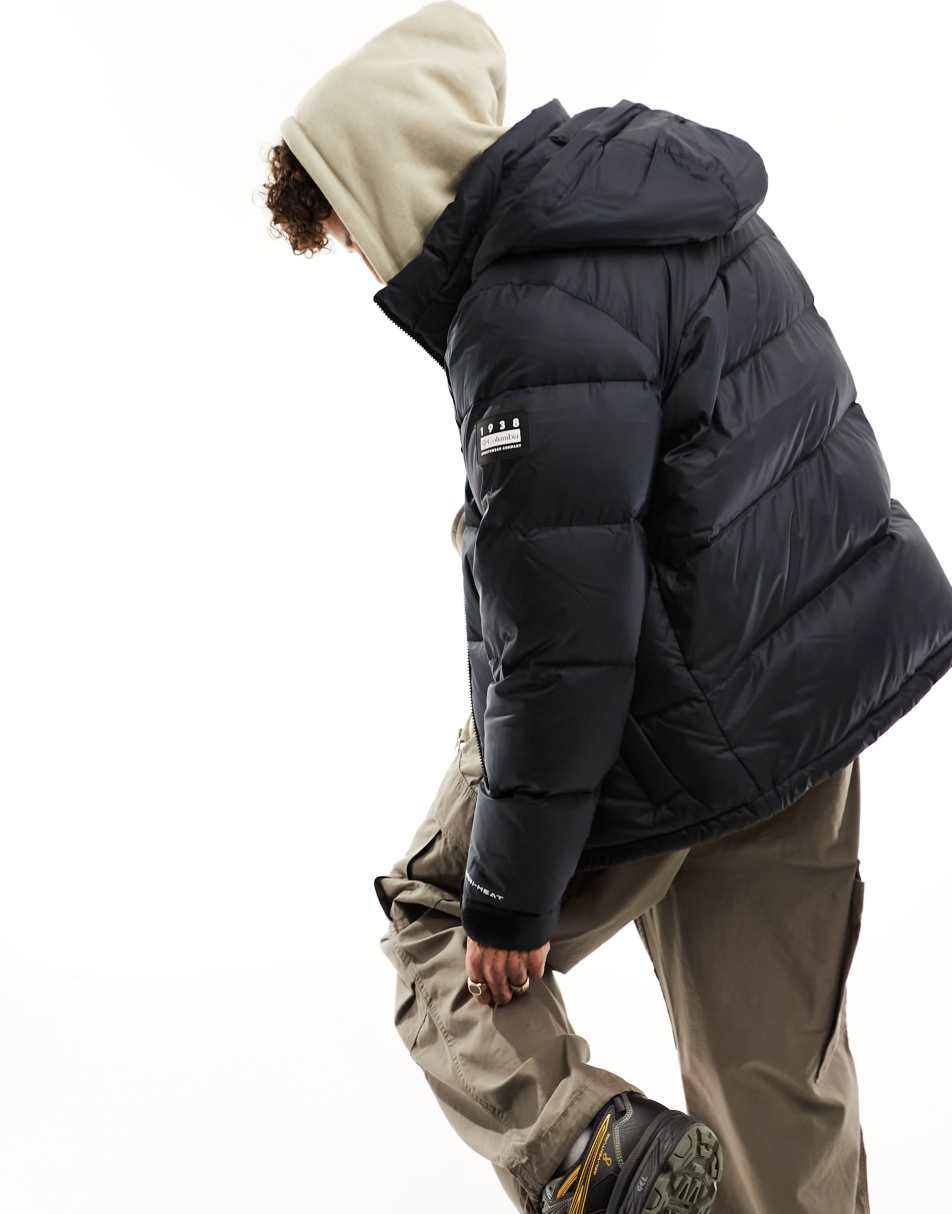 Bulo Point II packable down puffer jacket in black