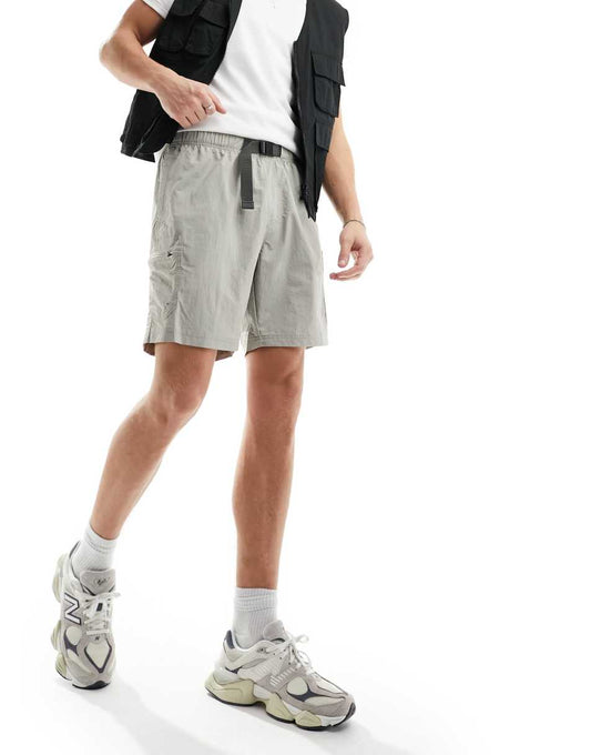 Mountaindale shorts in grey