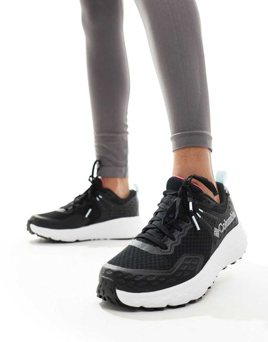 Konos trail running trainers in black