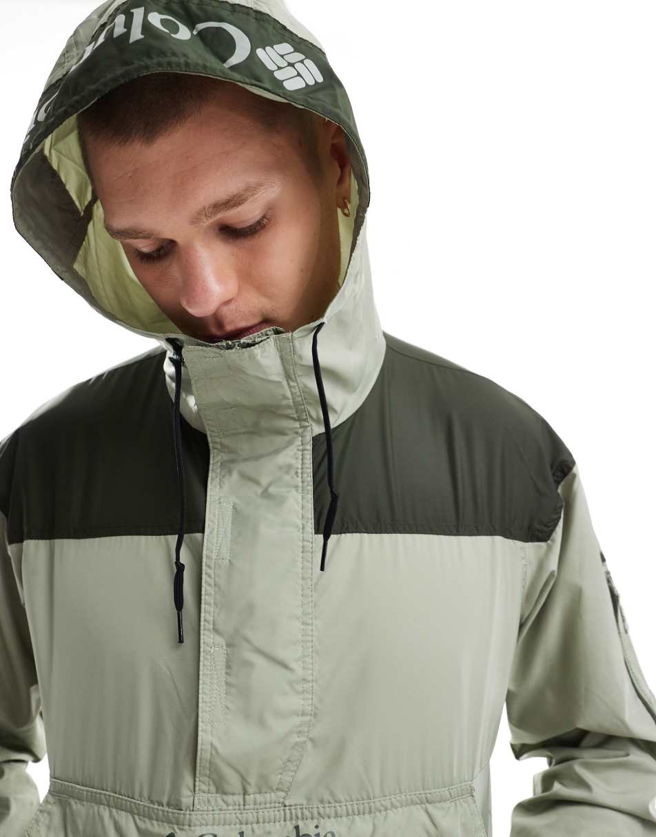 Challenger II windbreaker in green