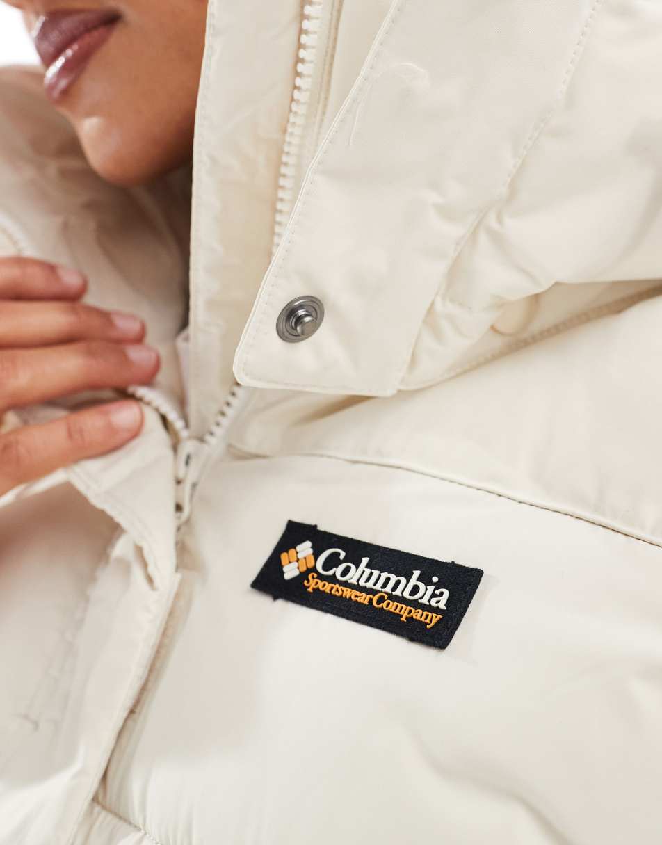 Snowqualmie II jacket in chalk white