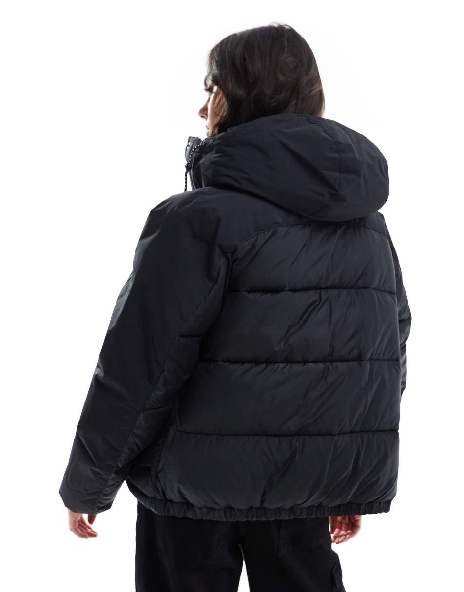 Snowqualmie II jacket in black