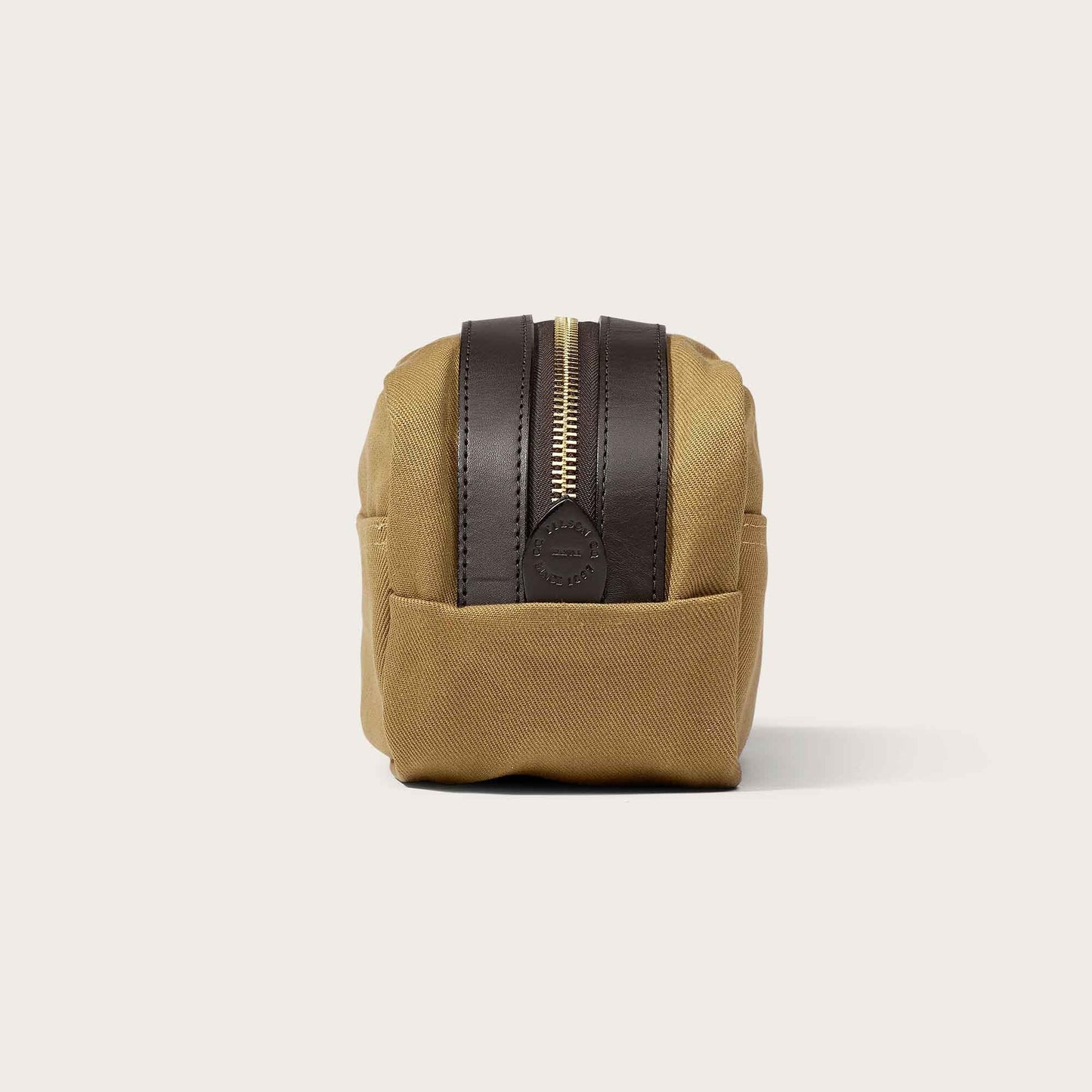 RUGGED TWILL TRAVEL KIT